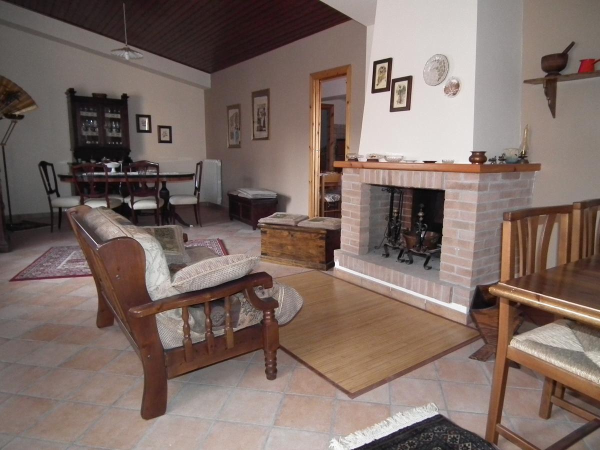 B&B A Casa Di Nonna Massa d'Albe Экстерьер фото