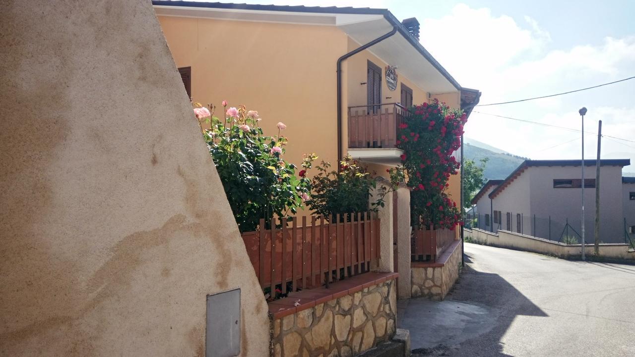 B&B A Casa Di Nonna Massa d'Albe Экстерьер фото