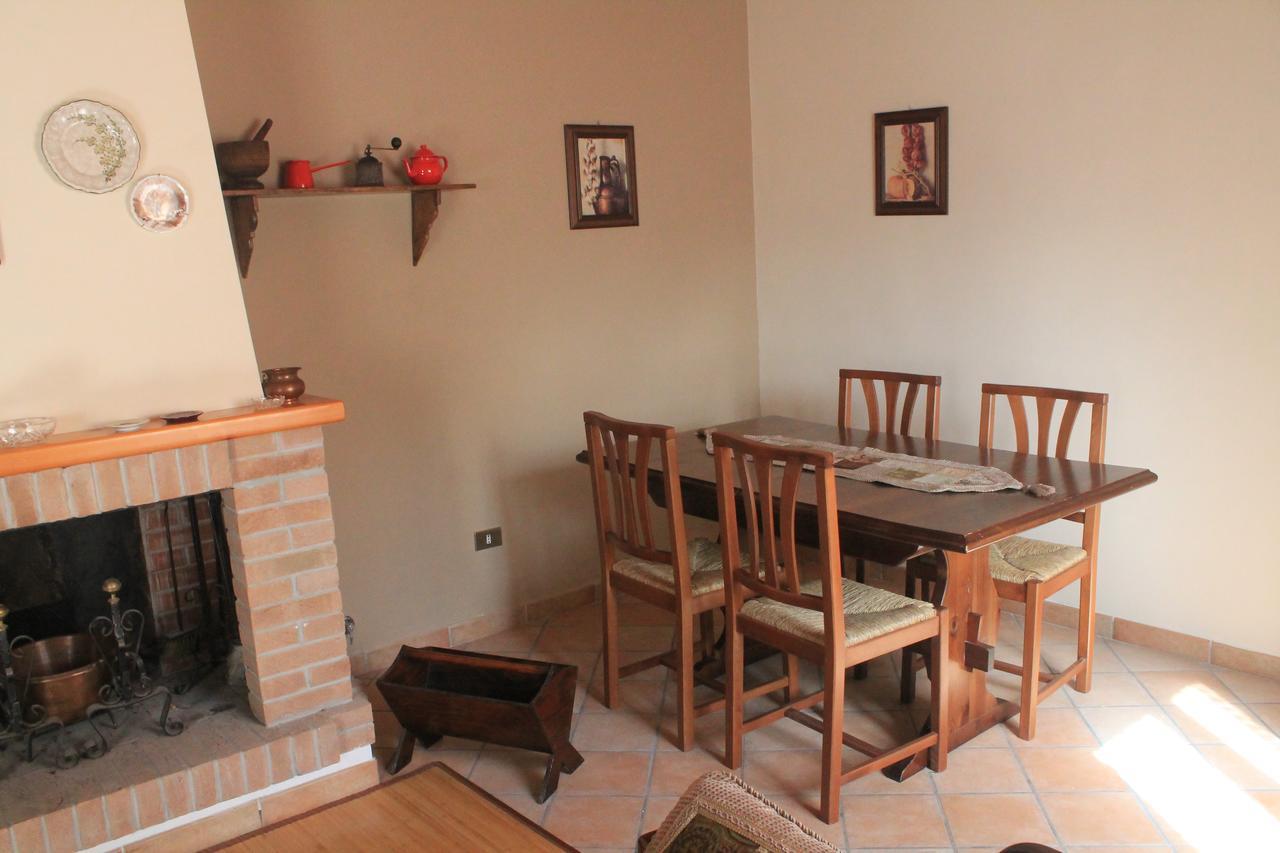 B&B A Casa Di Nonna Massa d'Albe Экстерьер фото