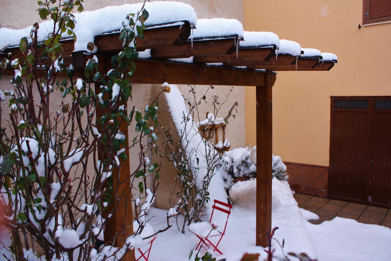 B&B A Casa Di Nonna Massa d'Albe Экстерьер фото