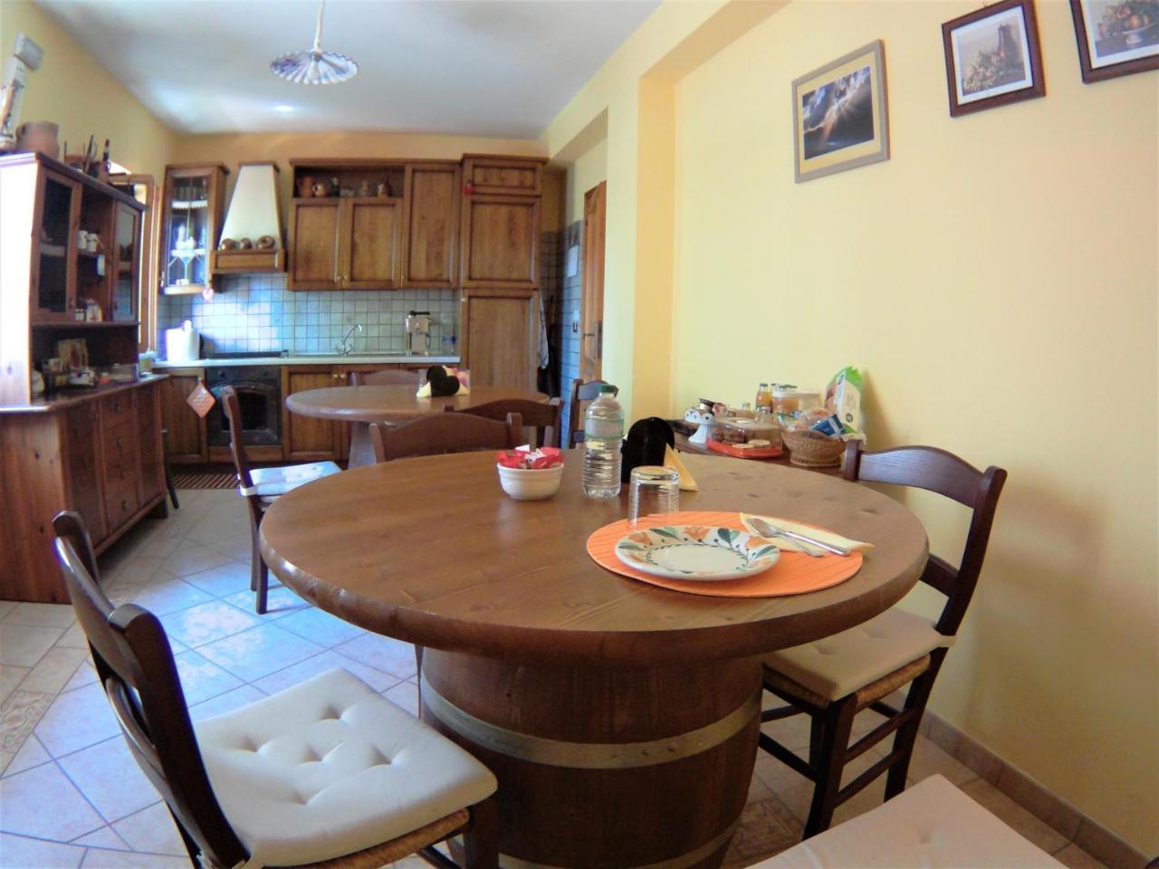 B&B A Casa Di Nonna Massa d'Albe Экстерьер фото