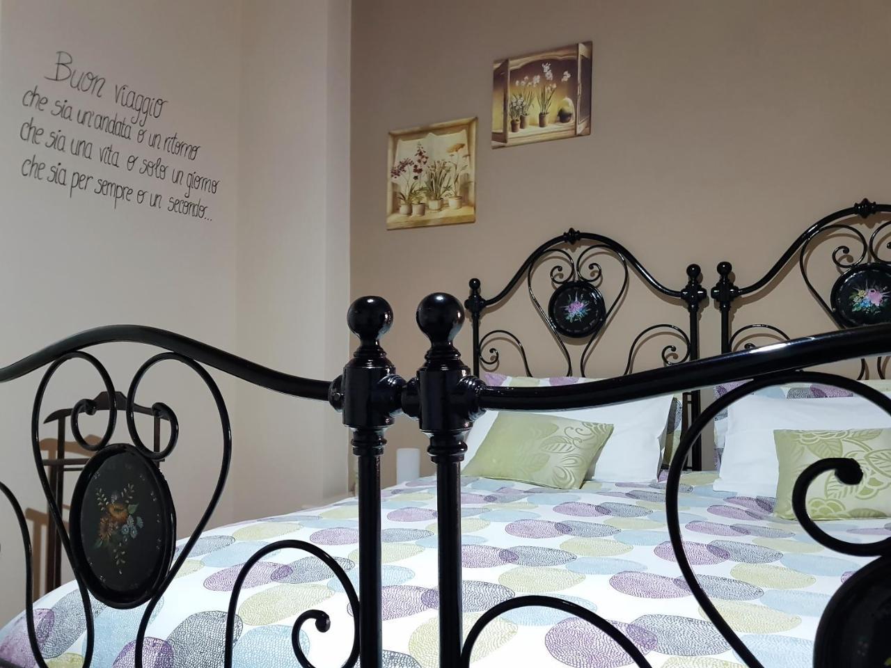 B&B A Casa Di Nonna Massa d'Albe Экстерьер фото