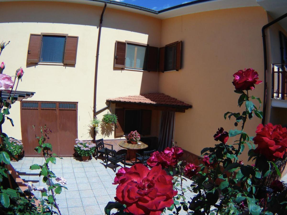 B&B A Casa Di Nonna Massa d'Albe Экстерьер фото